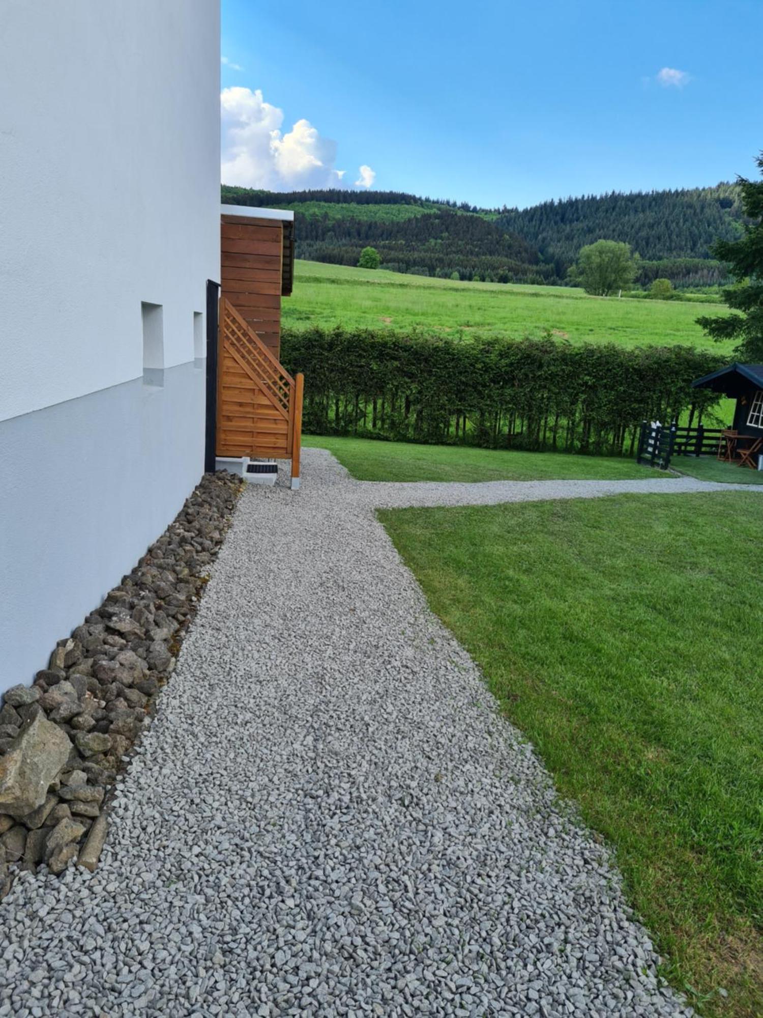 Guesthouse Wallenborn - Lodge Exteriör bild